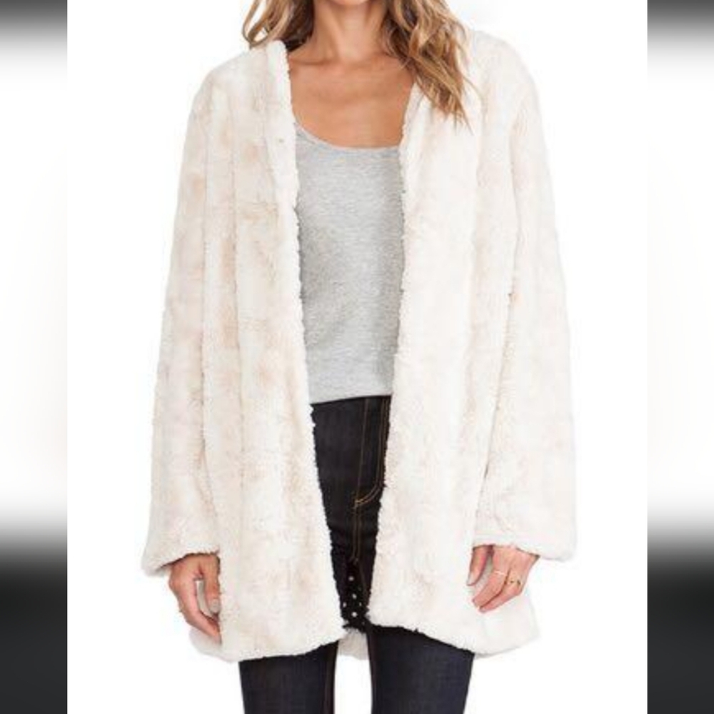 Minkpink powder room coat